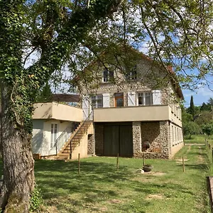  Hébergement de vacances Les Clés Des Champs Côté Jardin France